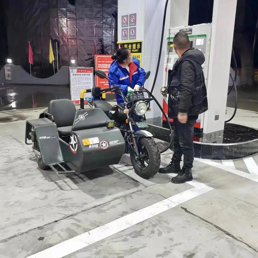 陳塘關(guān)加油站開業(yè)啦！(圖2)